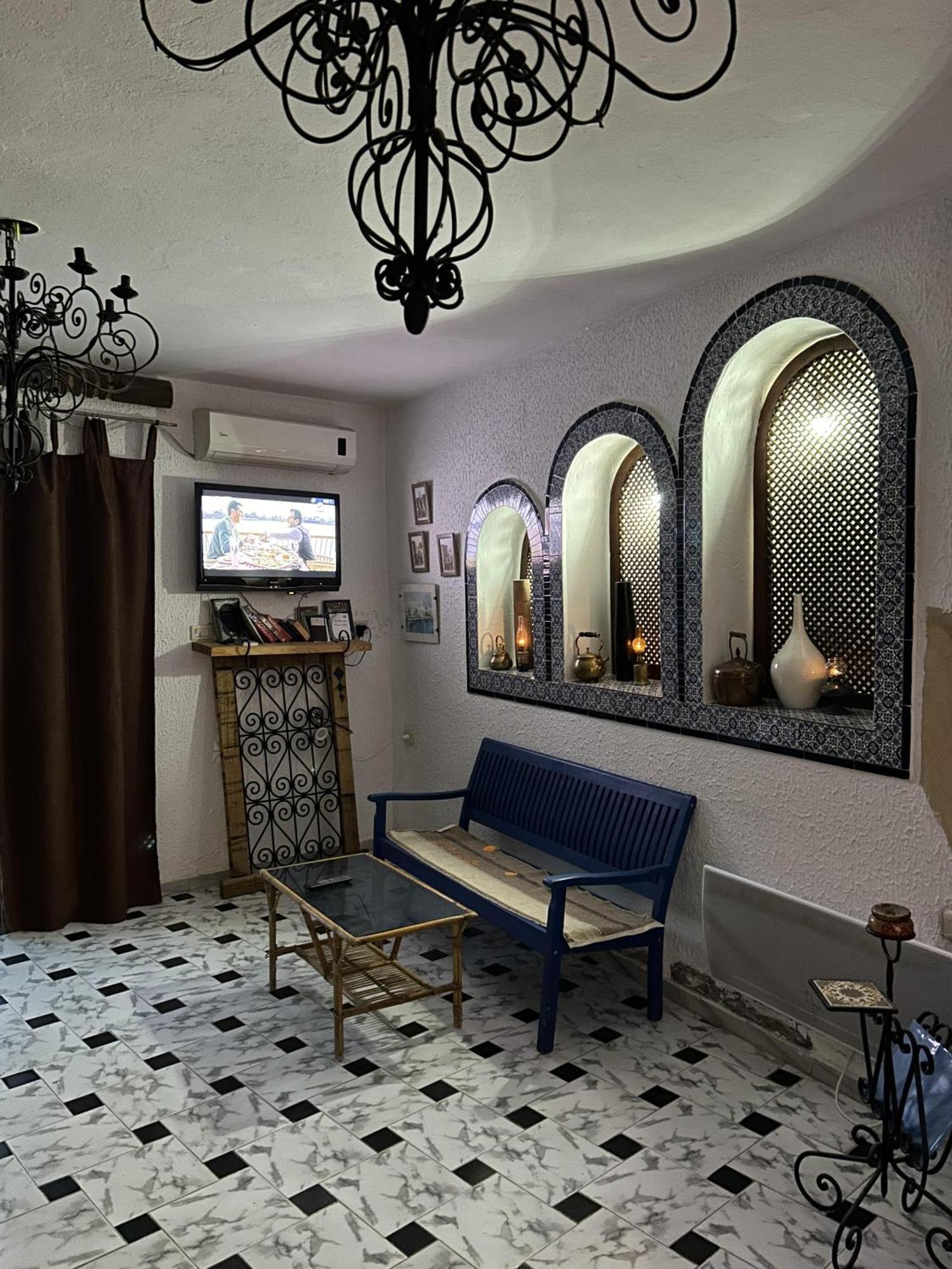L'Artisan Hotel Harqalah Buitenkant foto